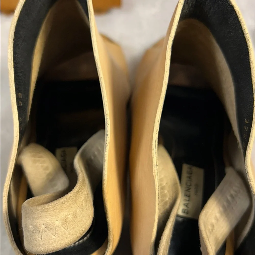 Balenciaga leather platform hidden heeled shoes sling back